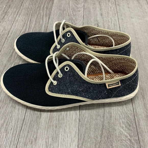 Maians Sisto Clasico Black and Navy Blue Shoes - Picture 2 of 4